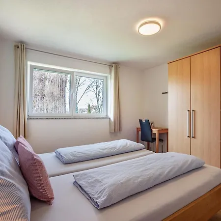 Steinenberg Apartment *